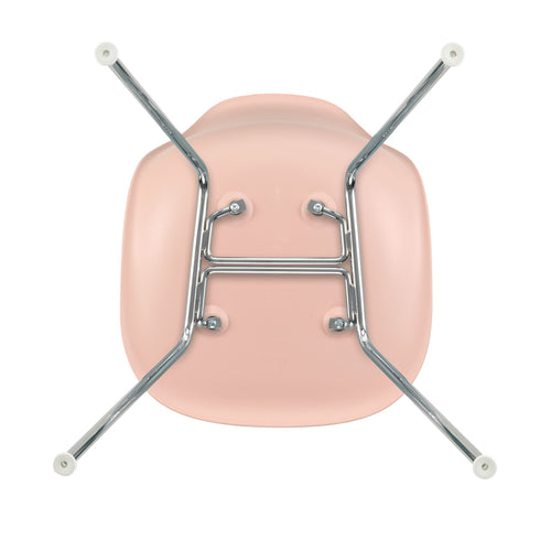 Cadeira Eames em Plástico DSX / Base Cromada